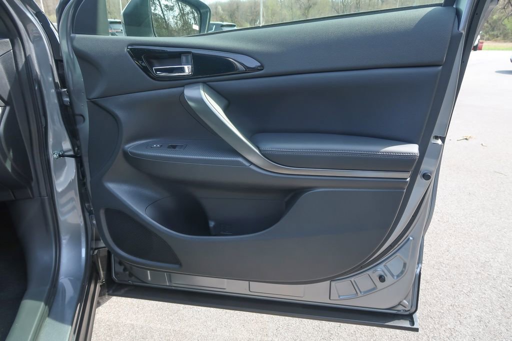 New 2026 Mitsubishi Eclipse Cross AWD image 21