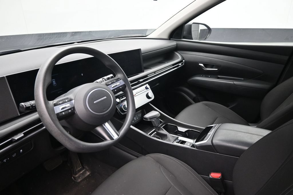 Used 2025 Hyundai Tucson SEL AWD/4WD image 19