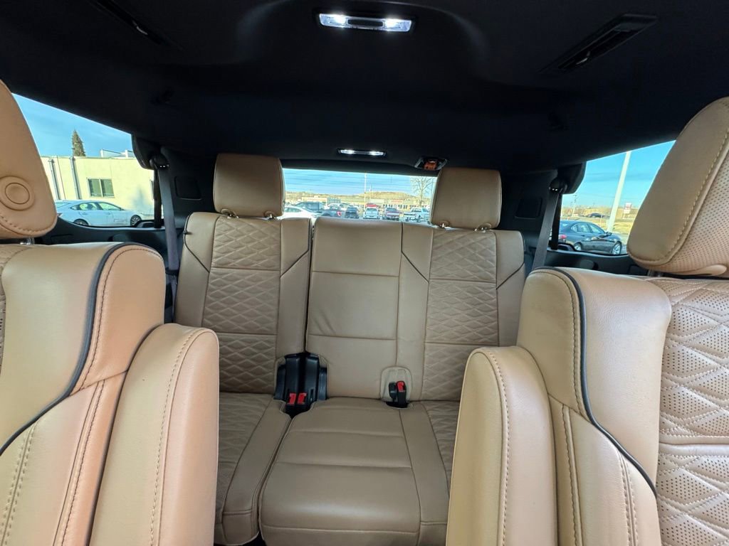 Used 2022 Cadillac Escalade Sport w/ LPO, ONYX Package image 30