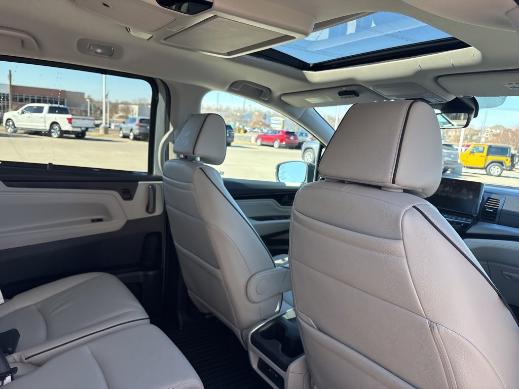 Certified 2026 Honda Odyssey Touring image 34