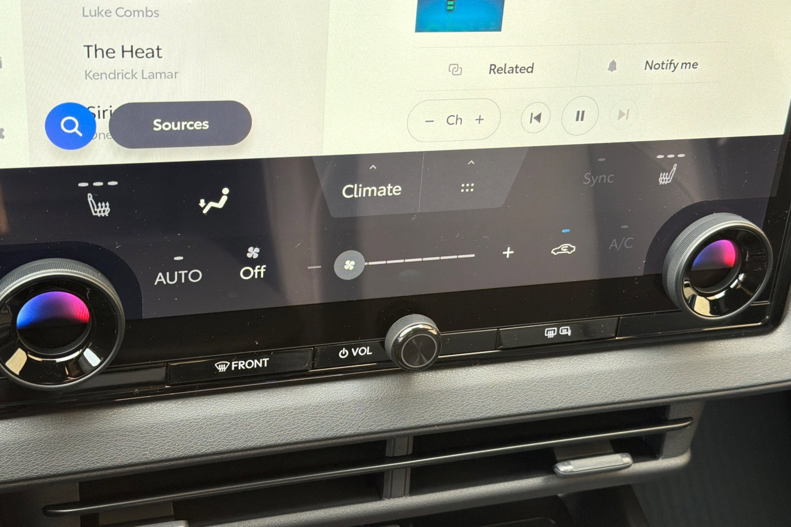 New 2026 Subaru Solterra Premium image 20