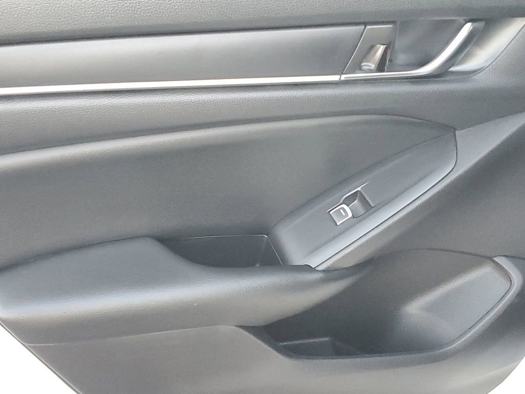 Used 2021 Honda Accord Sport image 32
