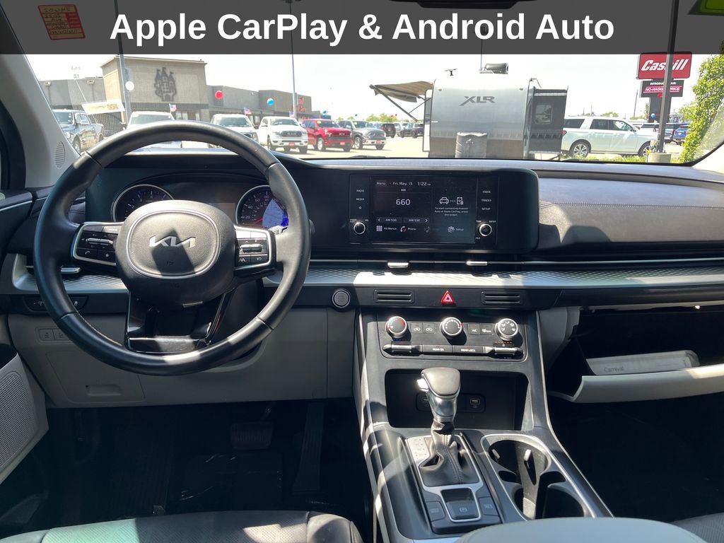 Used 2022 Kia Carnival LX FWD image 16