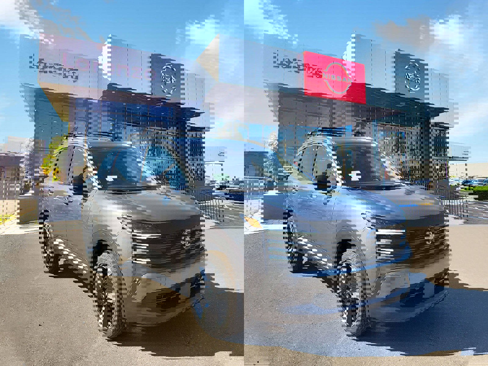 New 2026 Nissan Kicks SR image 3