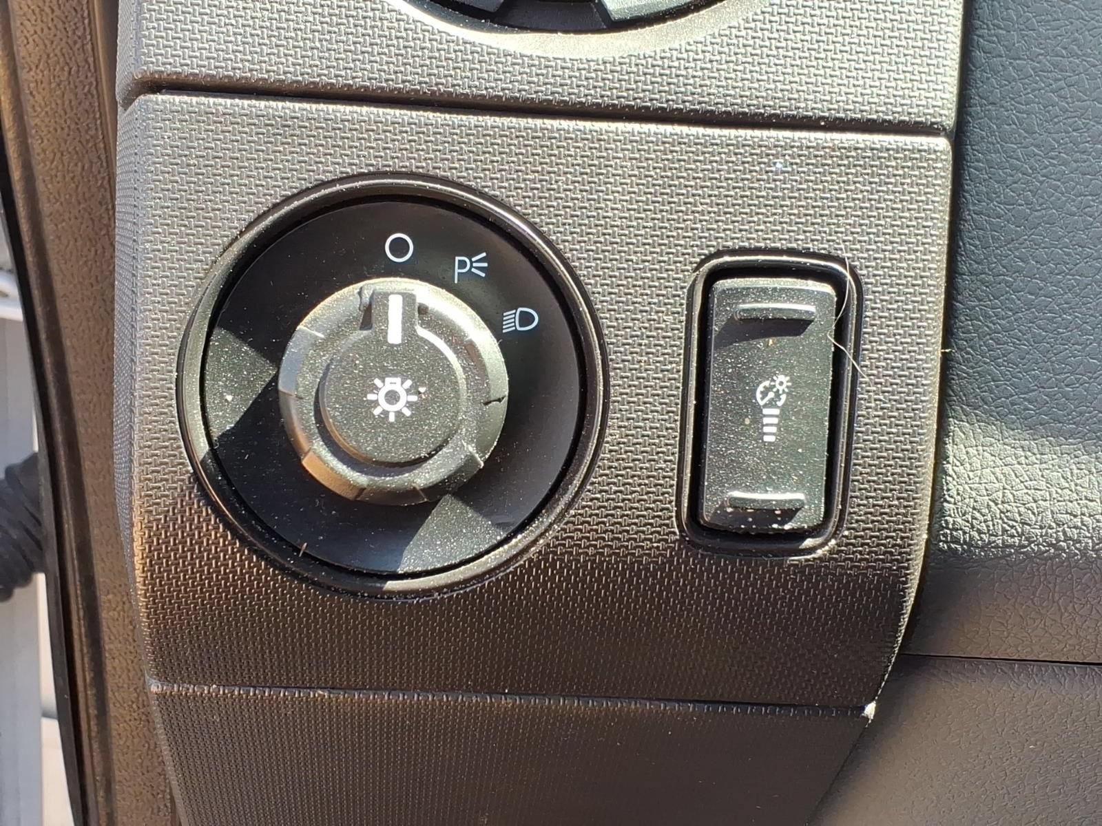 Used 2016 Ford F250 XL w/ Power Equipment Group AWD/4WD image 15