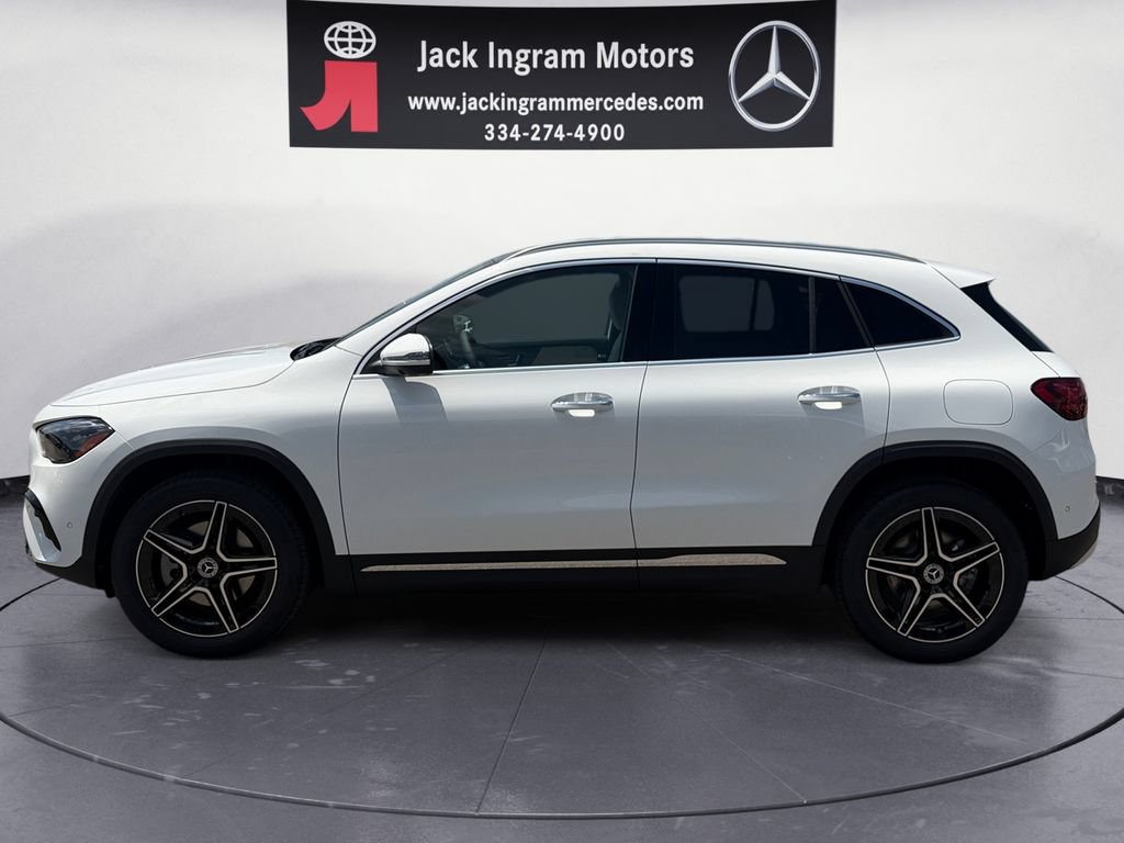 New 2026 Mercedes-Benz GLA 250 video 2