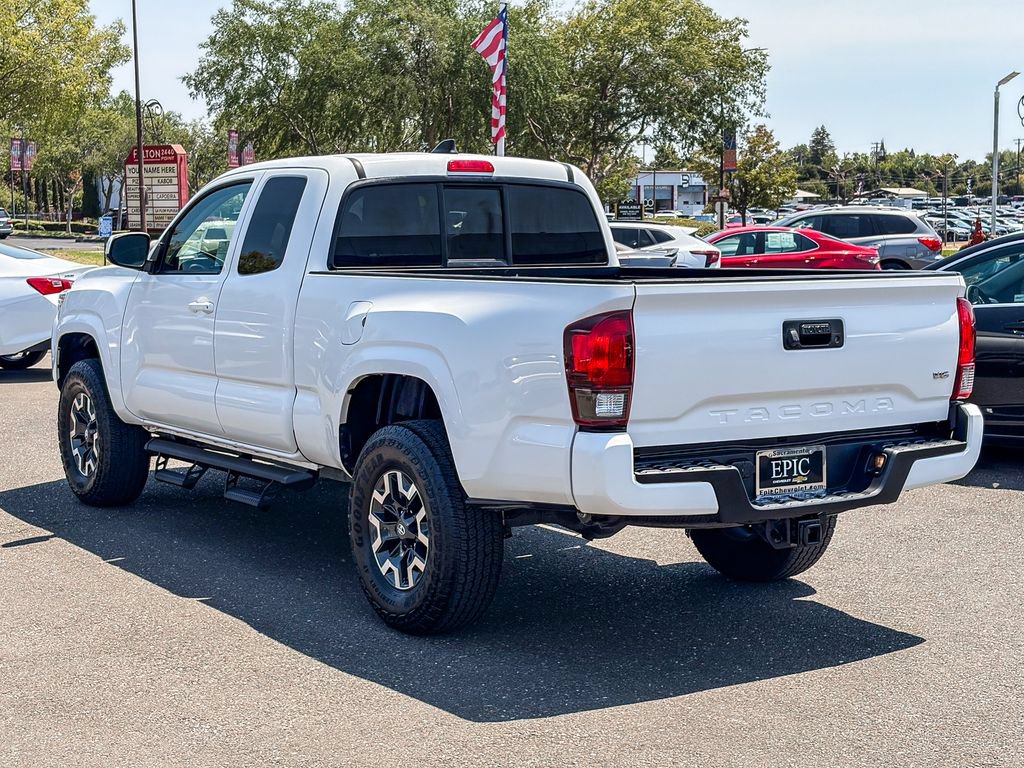 Used 2023 Toyota Tacoma SR RWD image 2