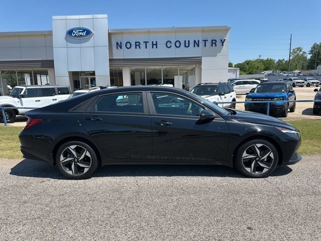 Used 2023 Hyundai Elantra SEL w/ Convenience Package FWD image 1