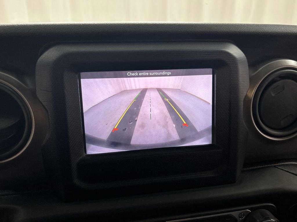 Used 2020 Jeep Wrangler Sport image 15