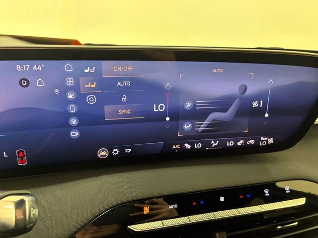 Certified 2025 Buick Enclave Sport Touring image 26