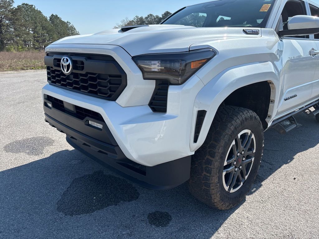 Used 2025 Toyota Tacoma TRD Sport image 45