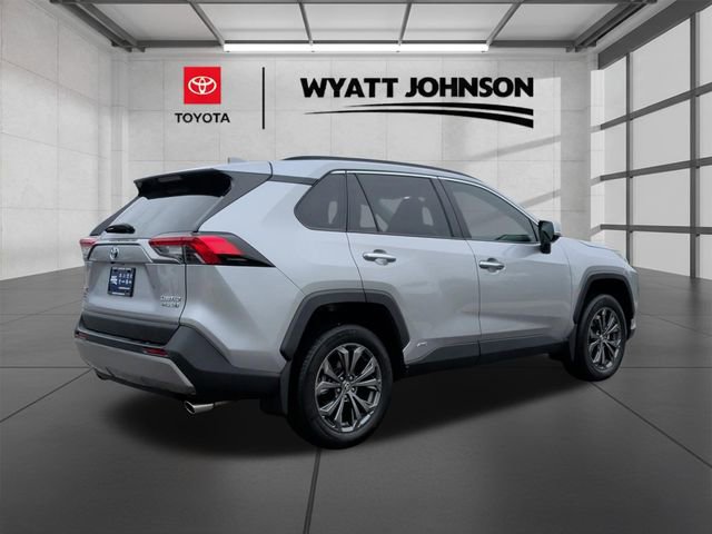 Used 2024 Toyota RAV4 Limited w/ Advanced Technology Package AWD/4WD image 5