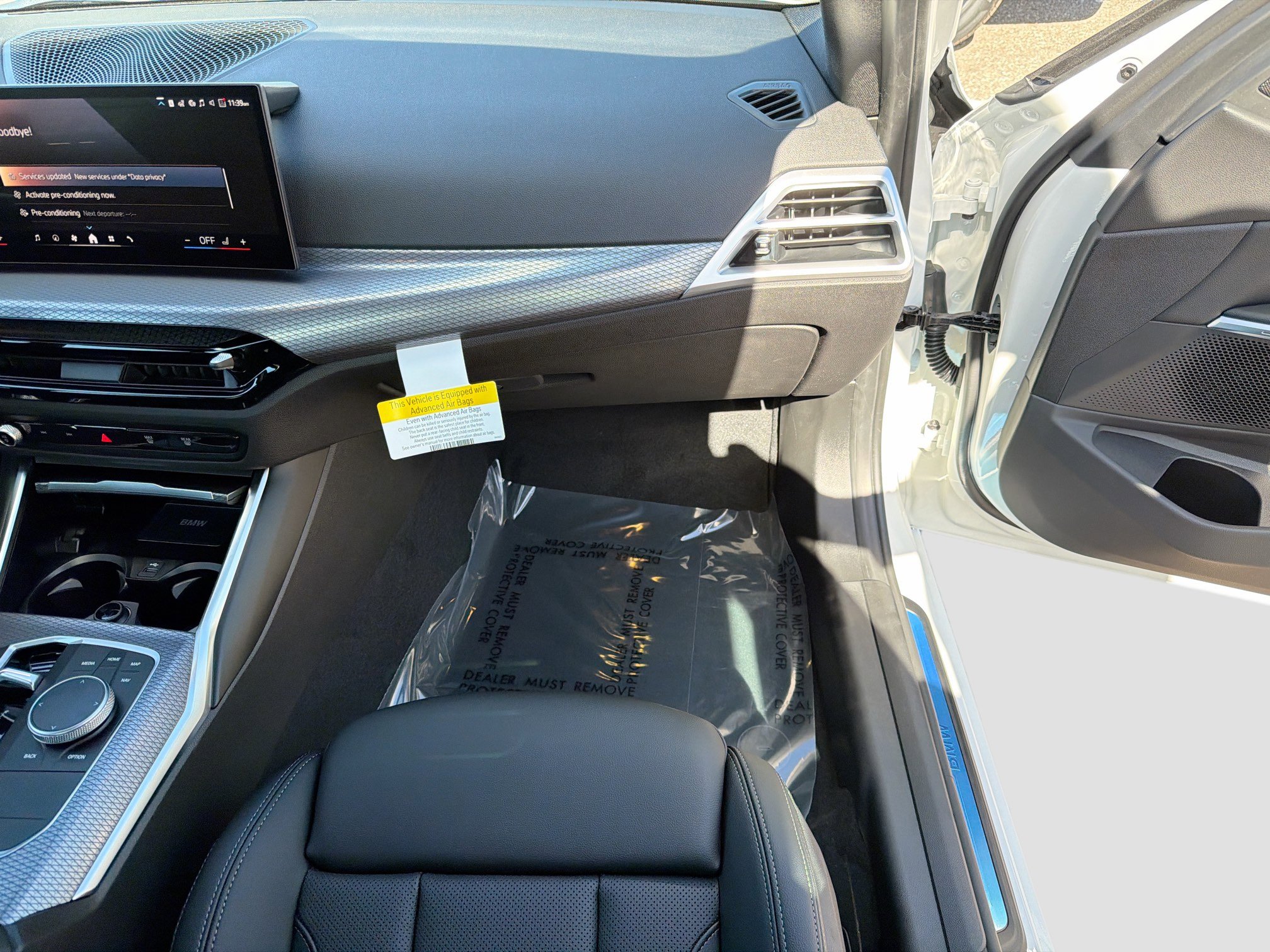 New 2026 BMW 330i xDrive Sedan w/ Premium Package image 18