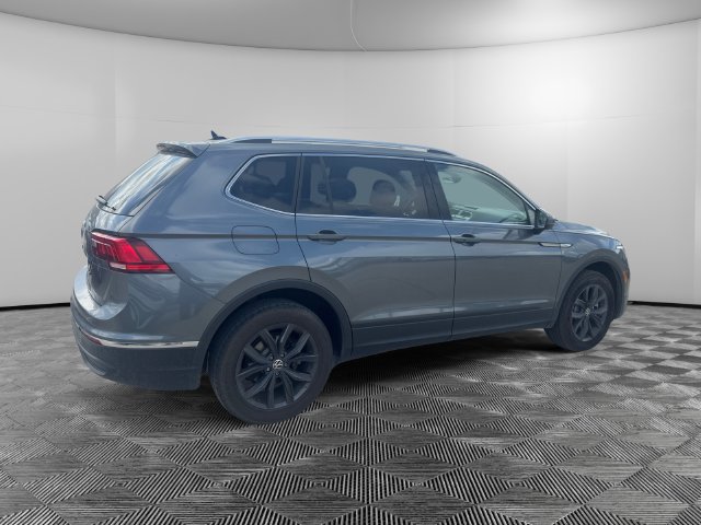 Used 2024 Volkswagen Tiguan SE FWD image 5