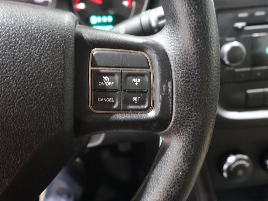 Used 2014 Dodge Avenger SE FWD image 30