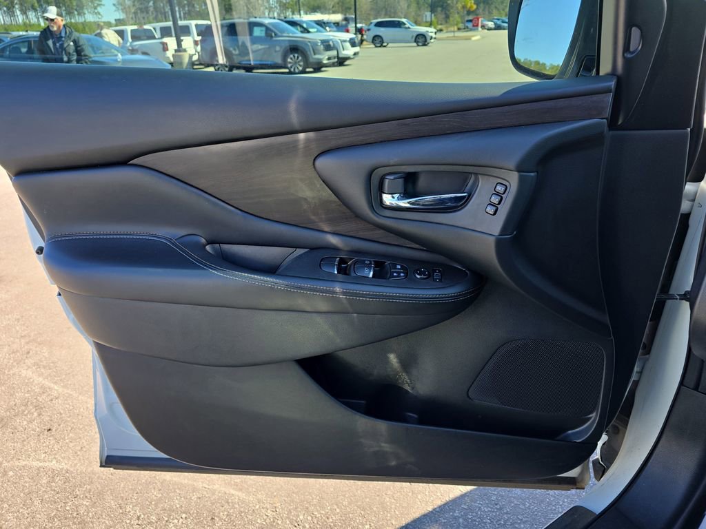 Used 2023 Nissan Murano Platinum w/ Cargo Package image 31