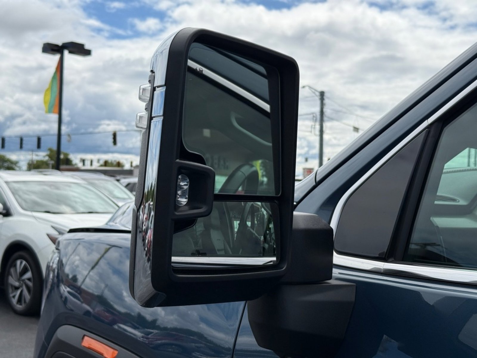 Used 2024 GMC Sierra 2500 Denali w/ Technology Package image 38
