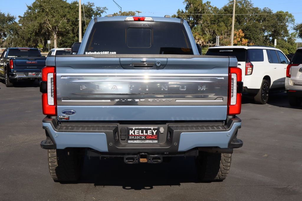 Used 2023 Ford F350 Platinum w/ FX4 Off-Road Package image 7