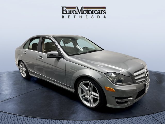 Used 2013 Mercedes-Benz C 300 4MATIC Sedan image 7