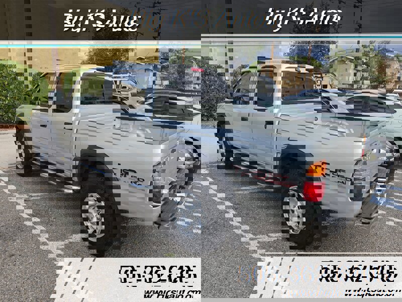 Used 2004 Toyota Tacoma PreRunner image 5