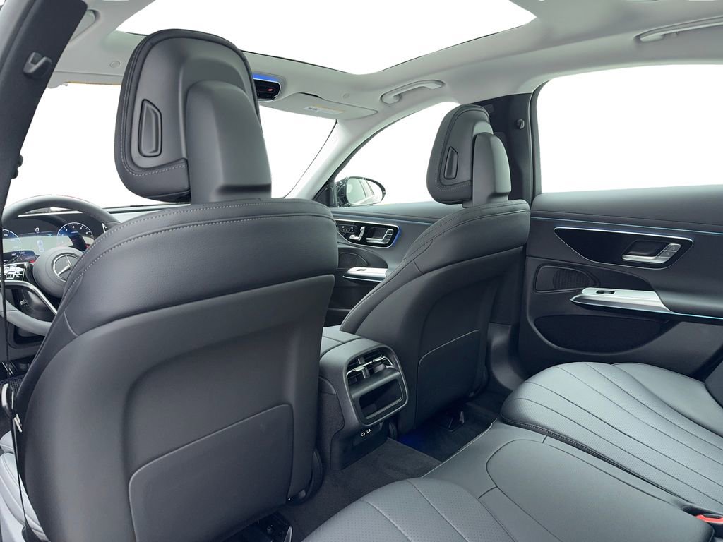 Used 2026 Mercedes-Benz E 350 Sedan image 39