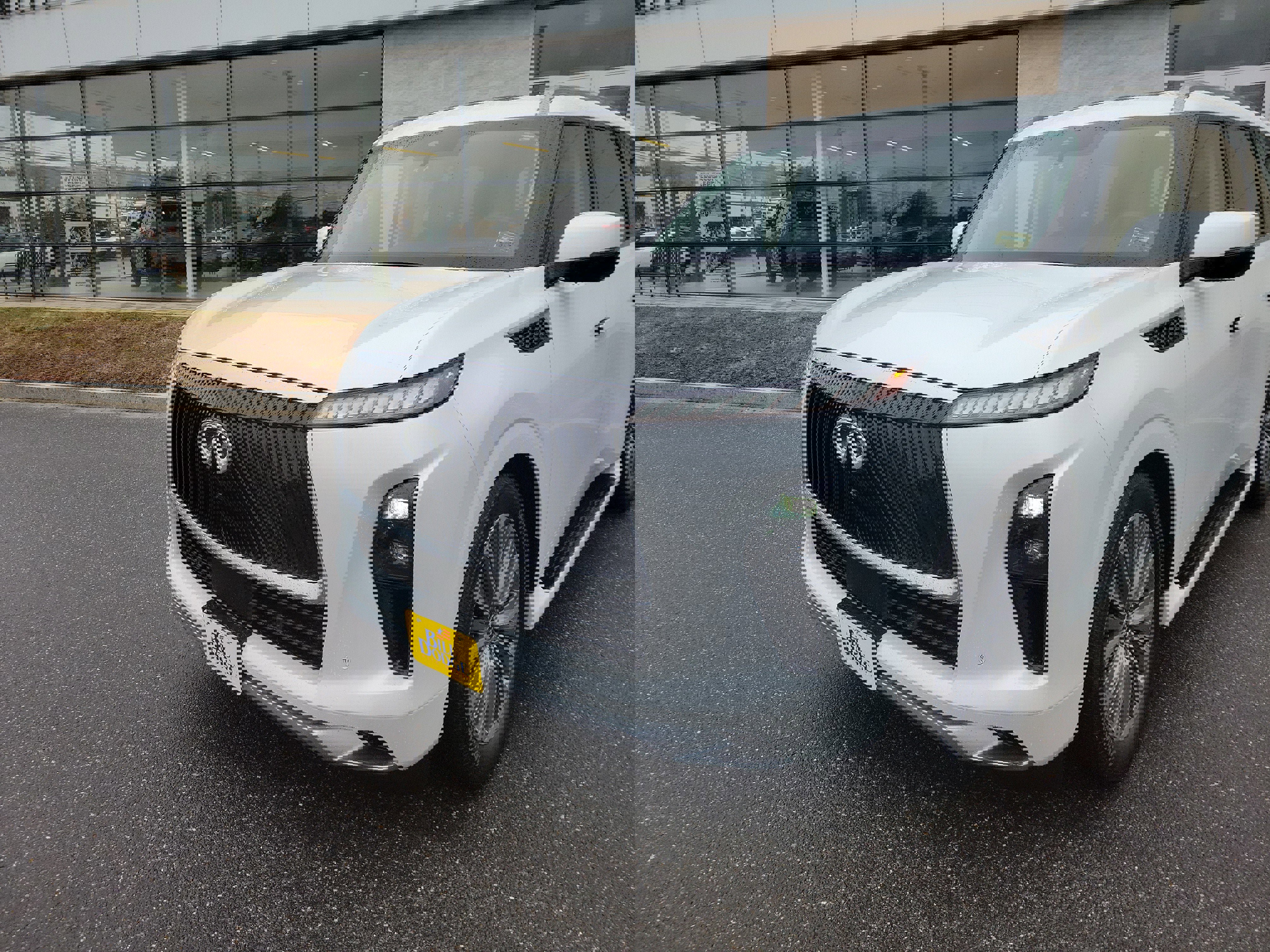 Used 2025 INFINITI QX80 Sensory image 14