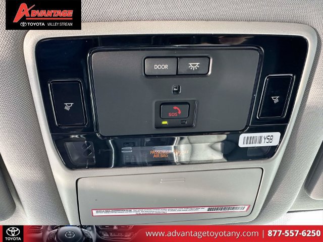 Certified 2024 Toyota Grand Highlander AWD image 39
