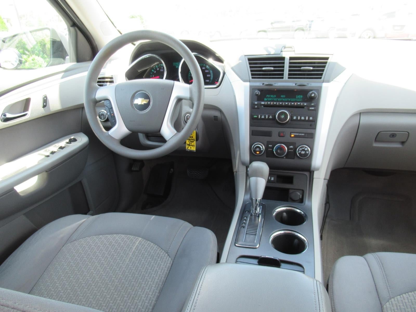 Used 2012 Chevrolet Traverse LS FWD image 13