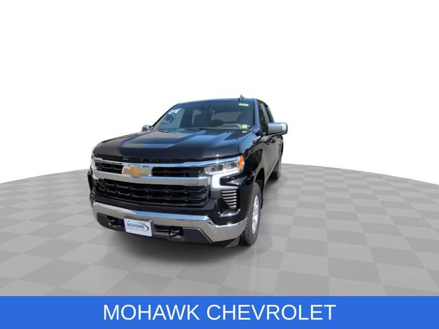 Used 2022 Chevrolet Silverado 1500 LT AWD/4WD image 3