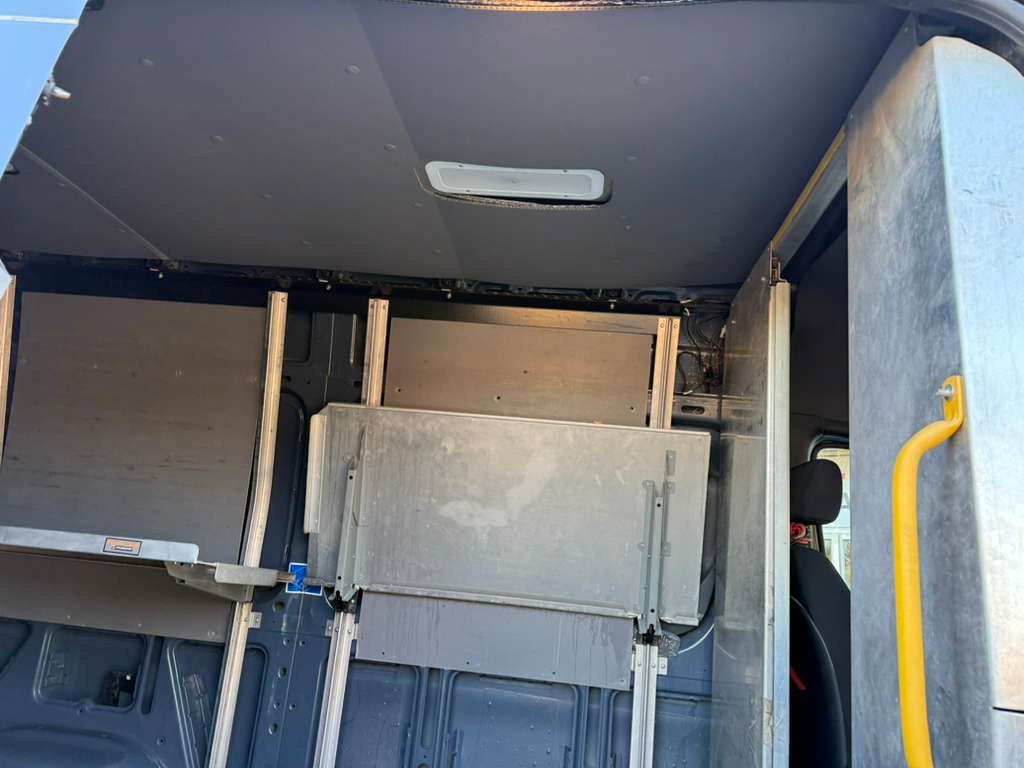 Used 2019 Mercedes-Benz Sprinter 144 image 37