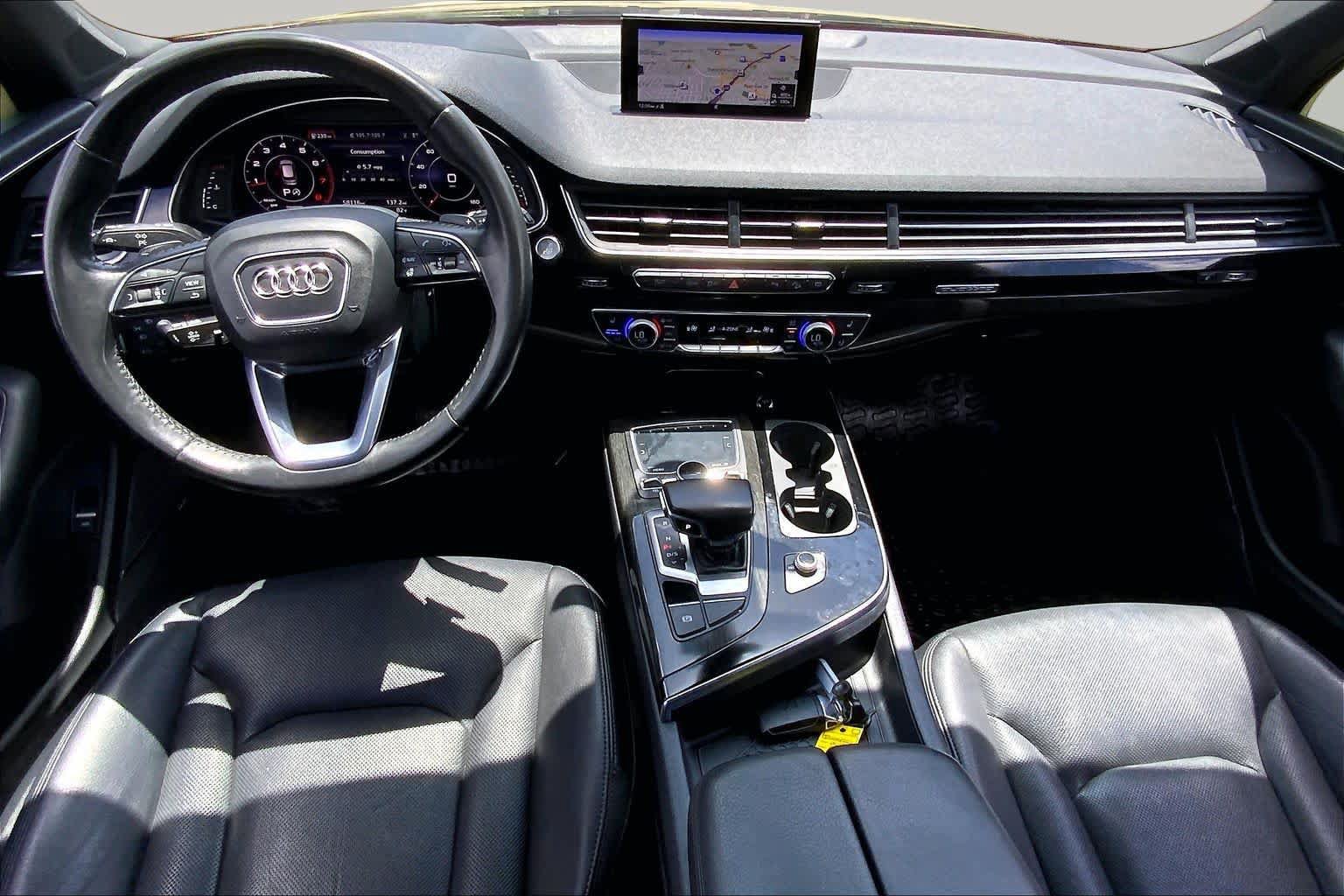 Used 2018 Audi Q7 3.0T Prestige AWD/4WD image 16