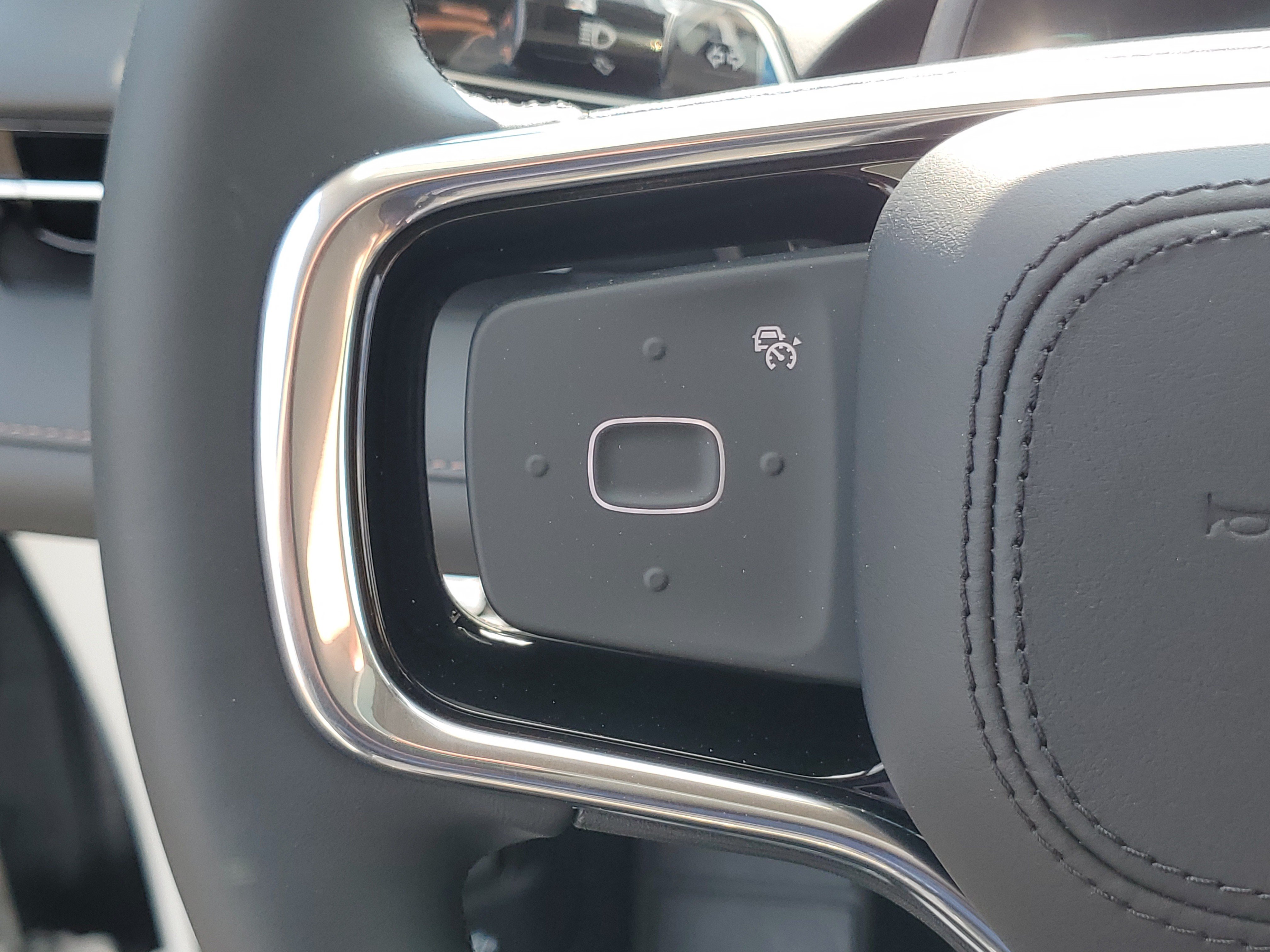 New 2026 Lincoln Nautilus Reserve AWD/4WD image 17