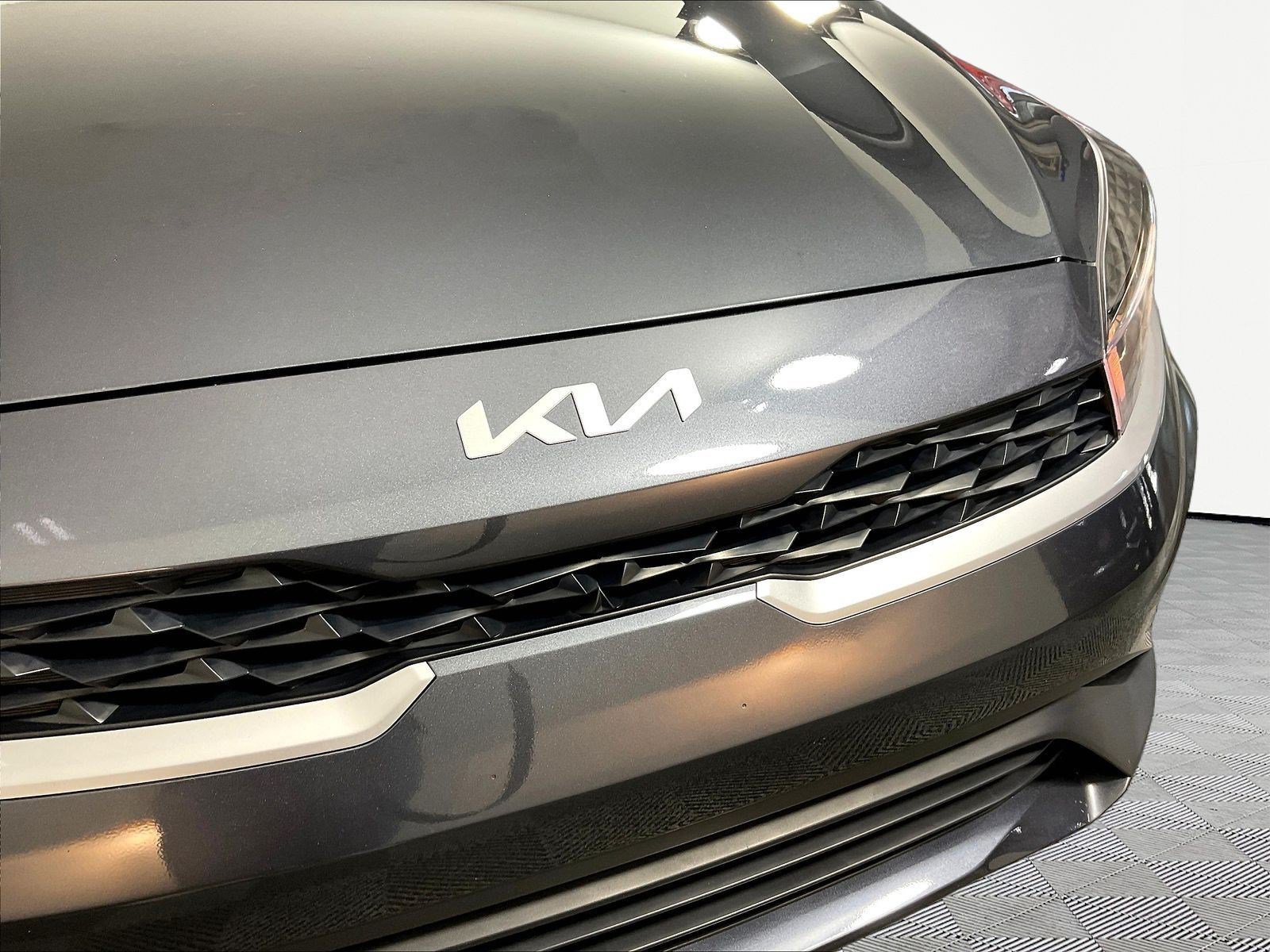 Used 2023 Kia Forte LXS FWD image 31