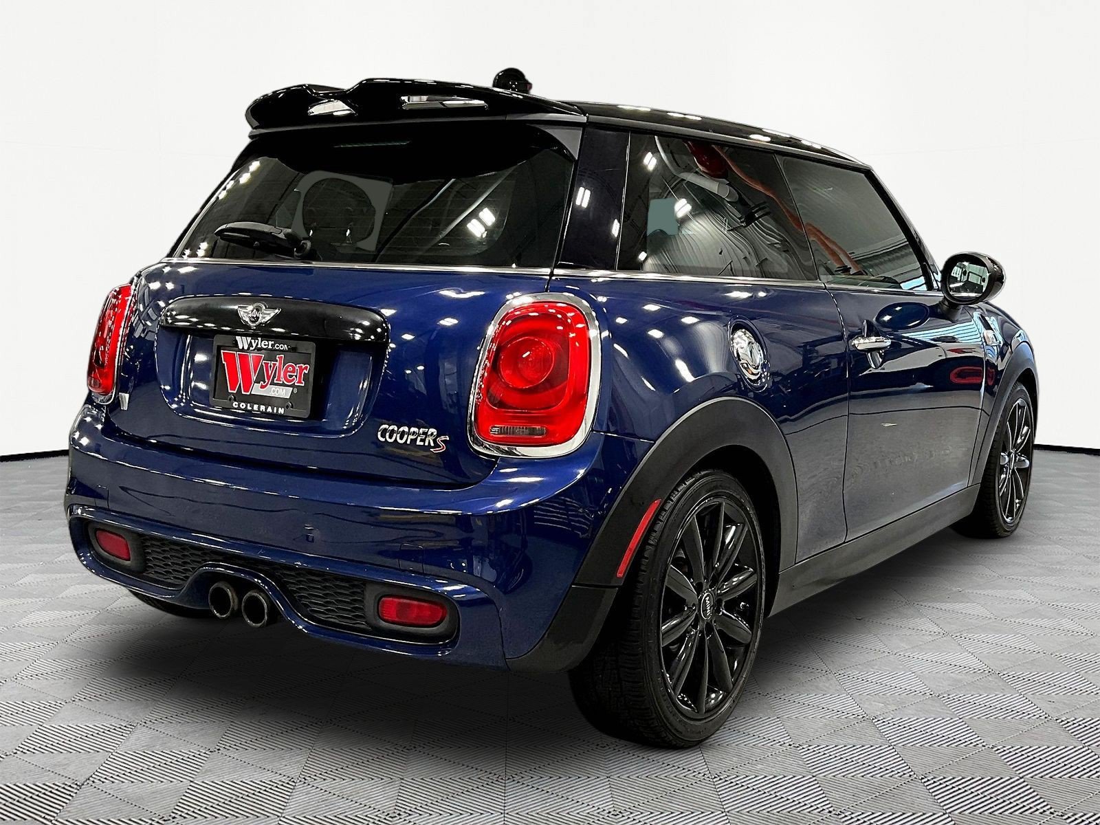 Used 2016 MINI Cooper S FWD image 6
