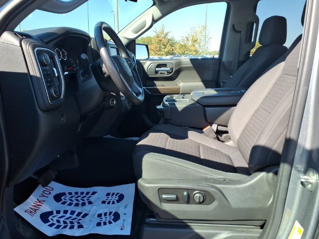 Used 2022 Chevrolet Silverado 1500 LT w/ Safety Package AWD/4WD image 18