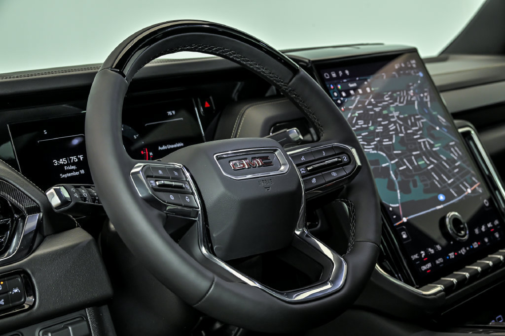 New 2026 GMC Yukon Elevation w/ Elevation Premium Package AWD/4WD image 13