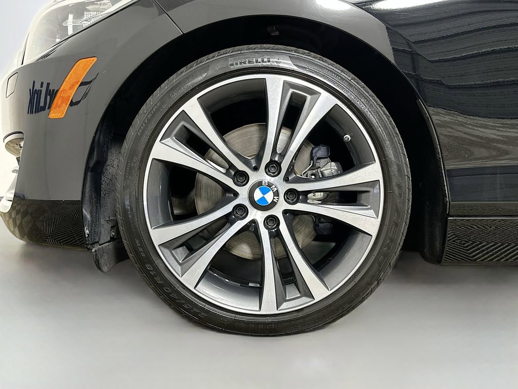 Used 2015 BMW 228i xDrive Convertible AWD/4WD image 37