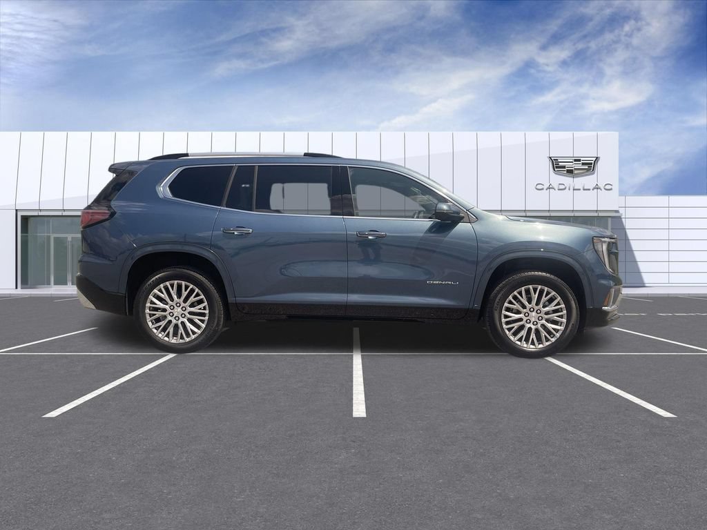 Used 2025 GMC Acadia Denali AWD/4WD image 9