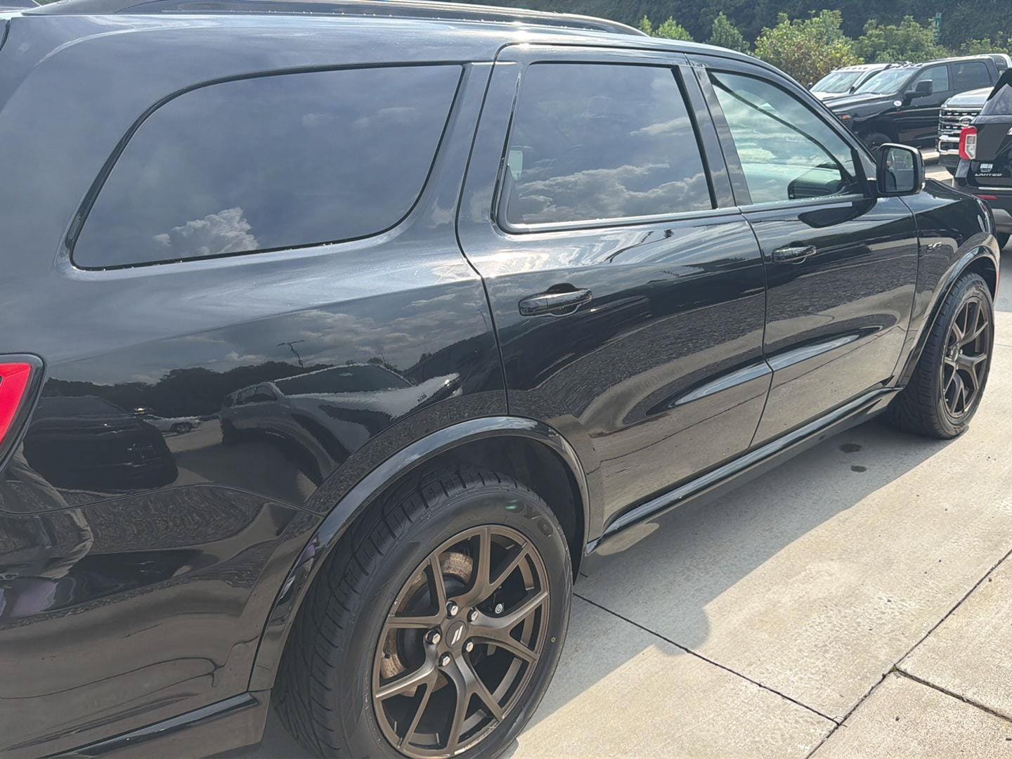 Used 2025 Dodge Durango R/T AWD/4WD image 3