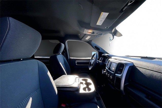 Used 2024 RAM 1500 Classic Warlock image 27