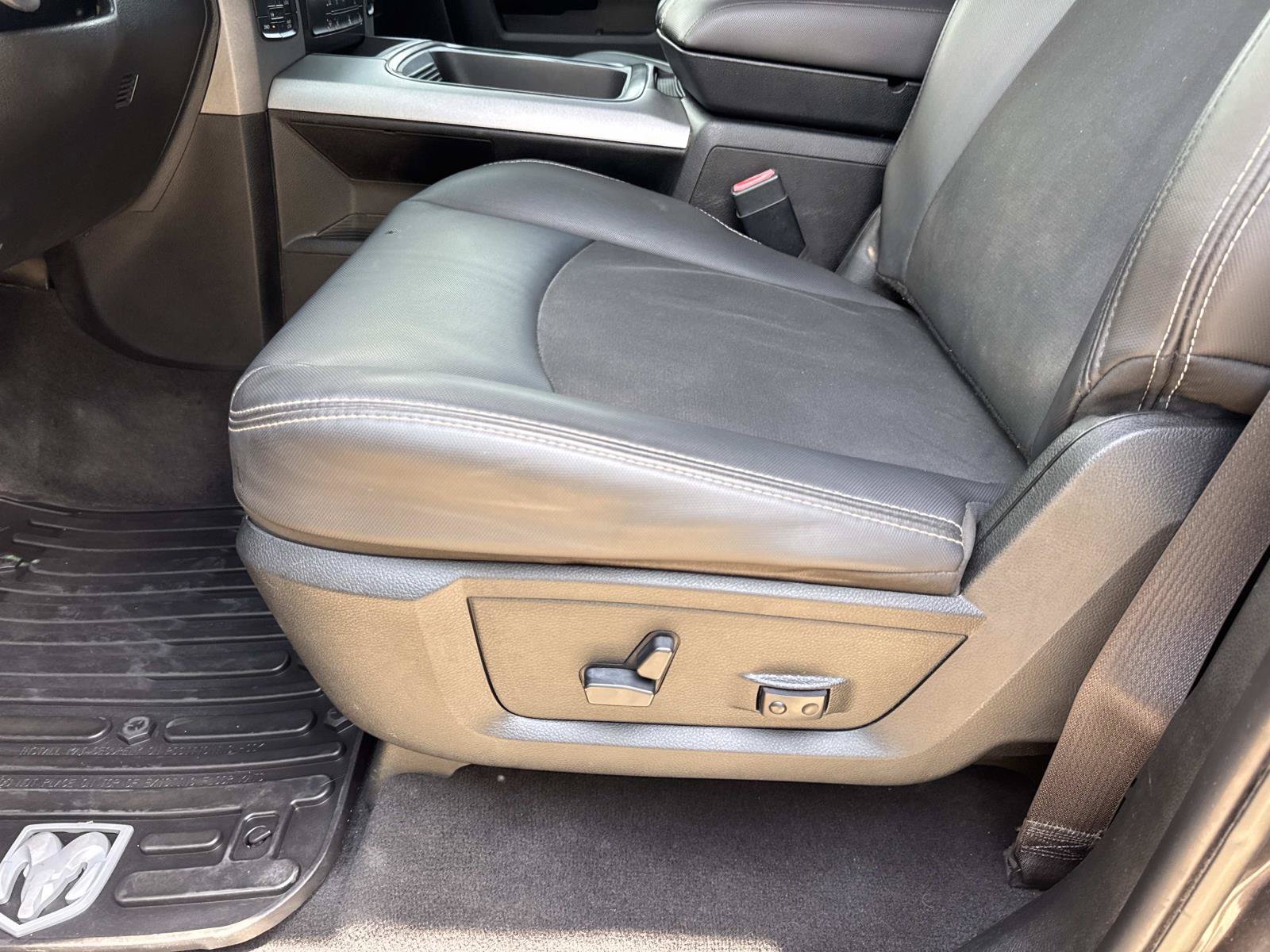 Used 2018 RAM 1500 Rebel w/ Ram 1500 Black Rebel Group AWD/4WD image 16