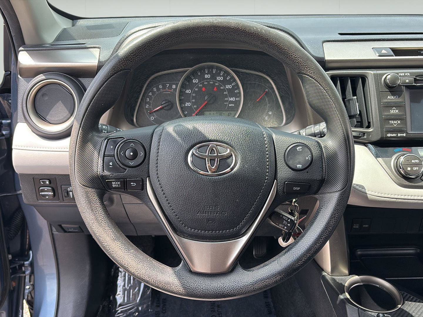 Used 2013 Toyota RAV4 XLE AWD/4WD image 13