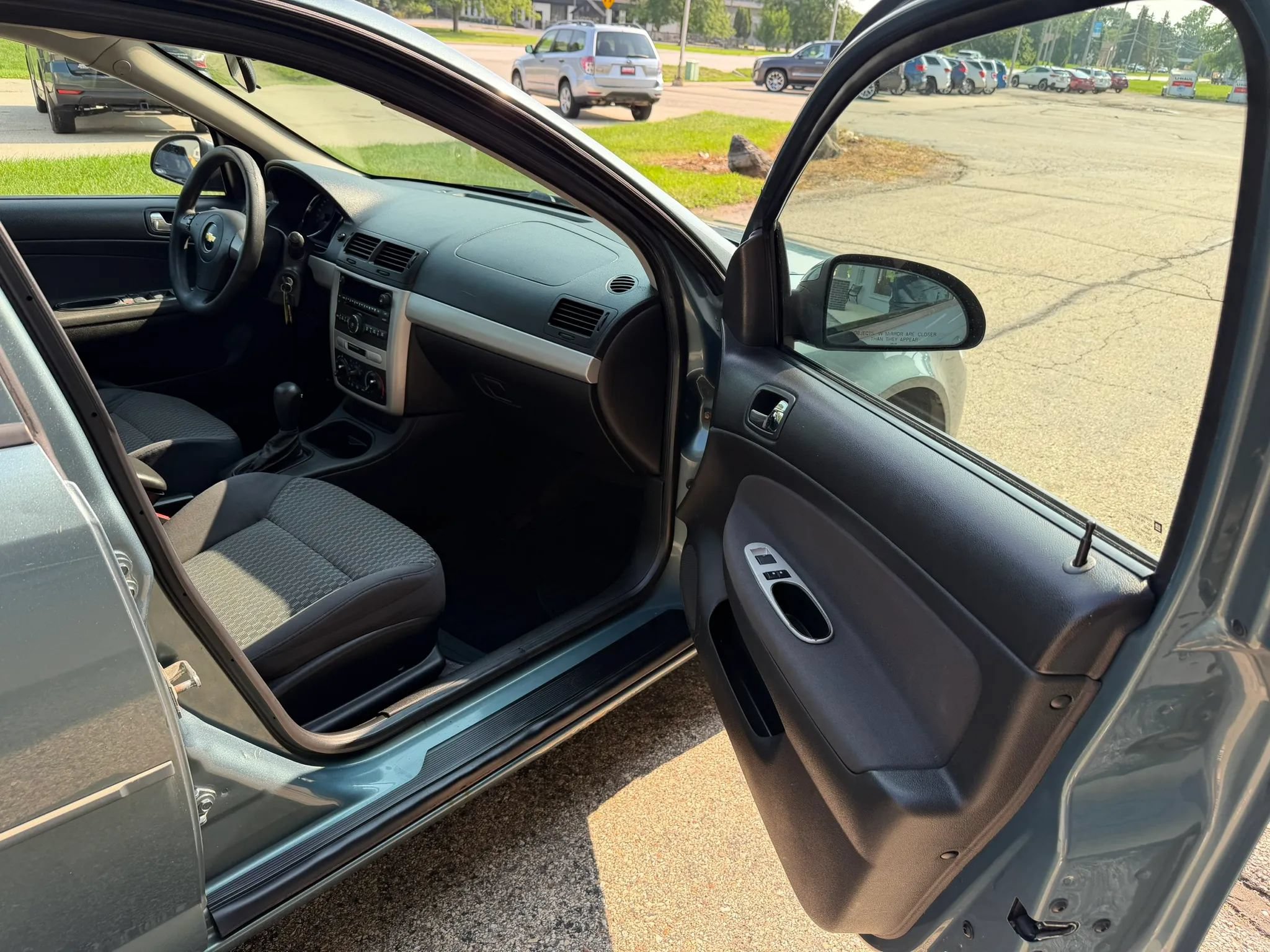 Used 2010 Chevrolet Cobalt LT w/ Preferred Equipment Group FWD image 11