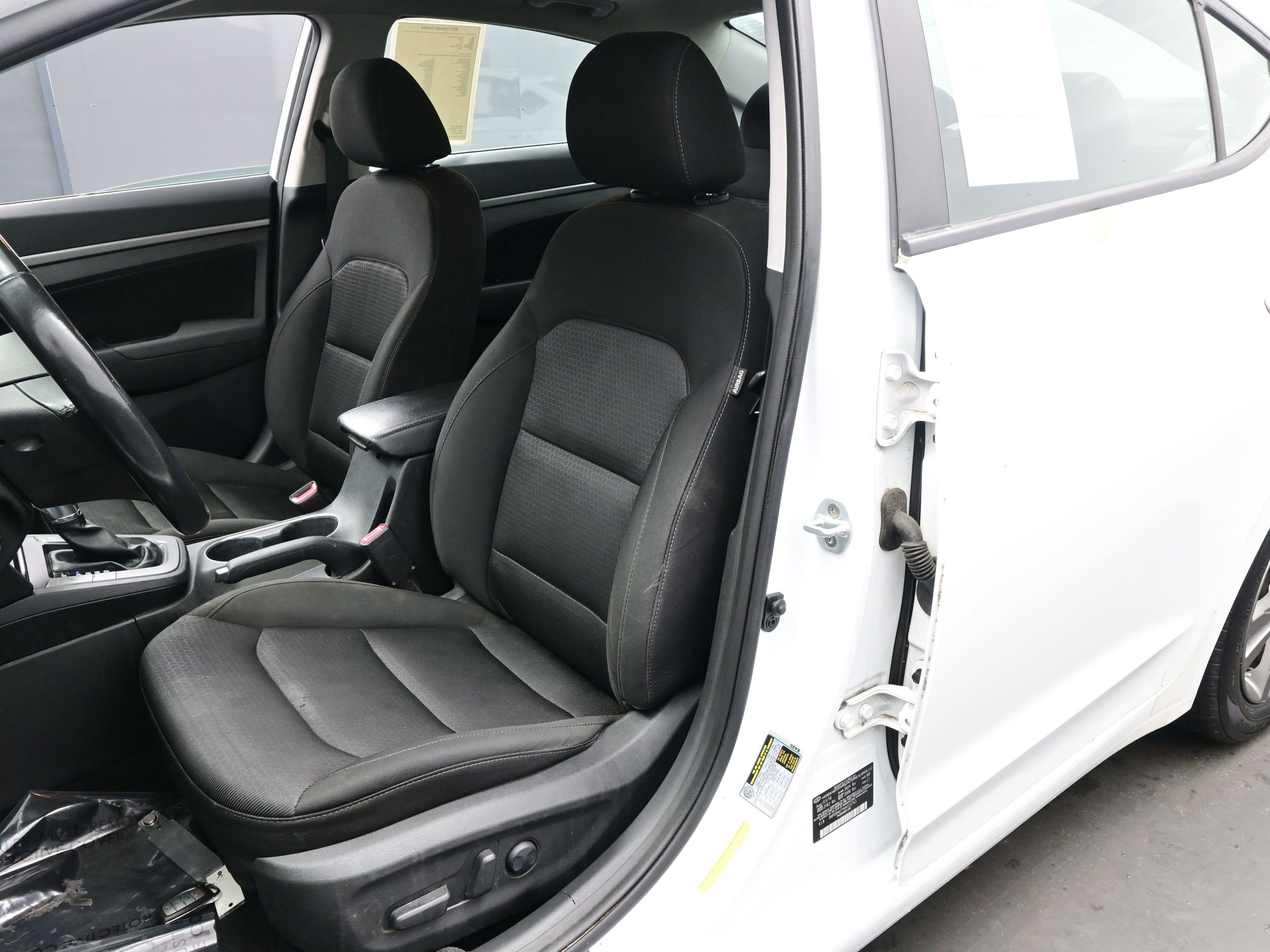 Used 2017 Hyundai Elantra Value Edition image 10