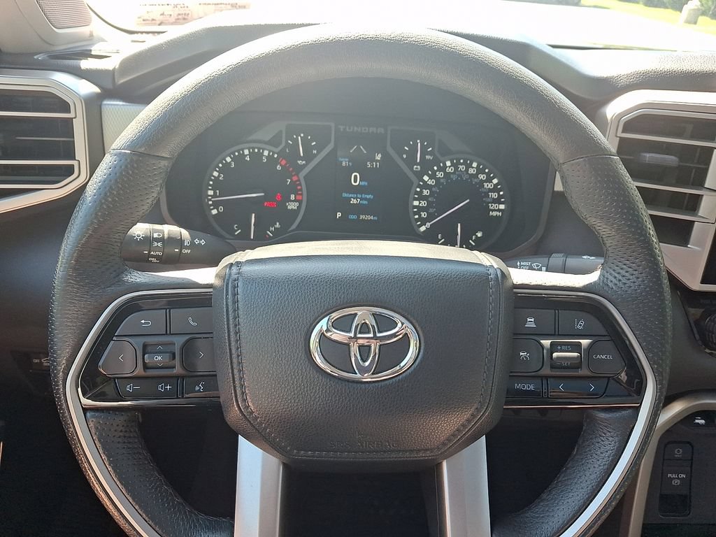 Used 2023 Toyota Tundra Limited AWD/4WD image 19