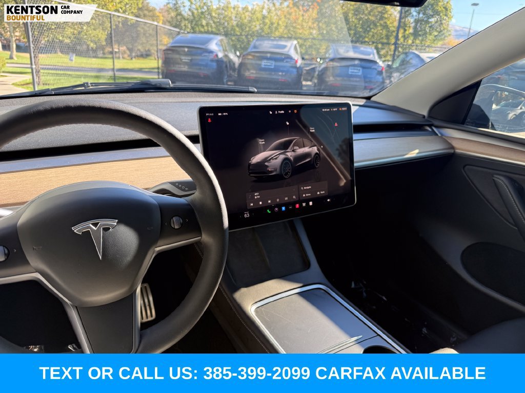 Used 2023 Tesla Model Y Performance AWD/4WD image 16