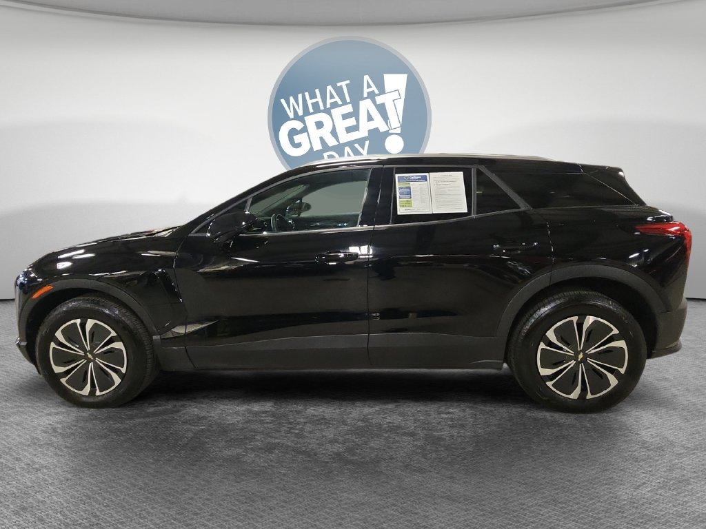 Used 2025 Chevrolet Blazer EV LT AWD/4WD image 8