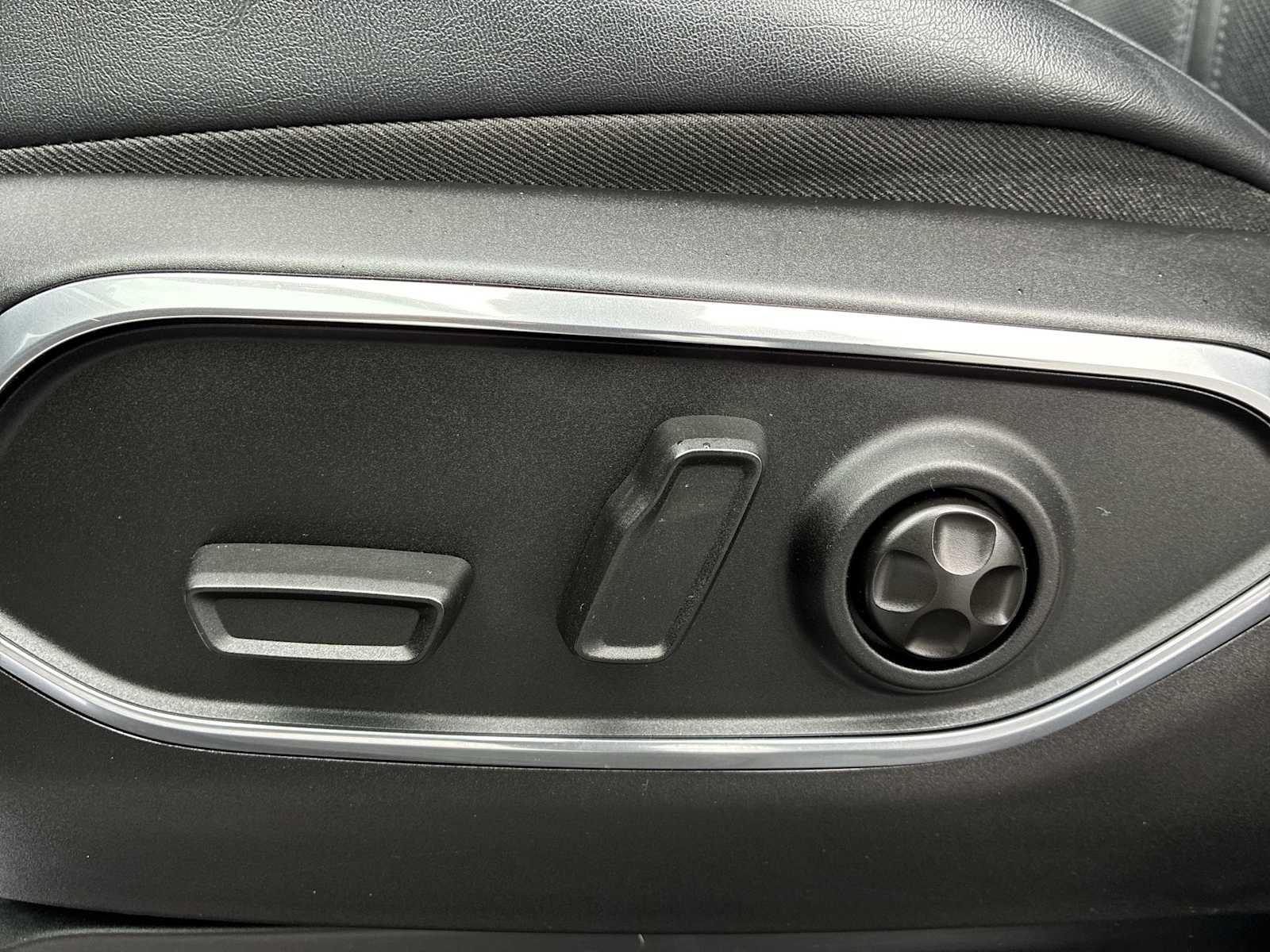 Used 2024 Jeep Wagoneer Series II AWD/4WD image 14