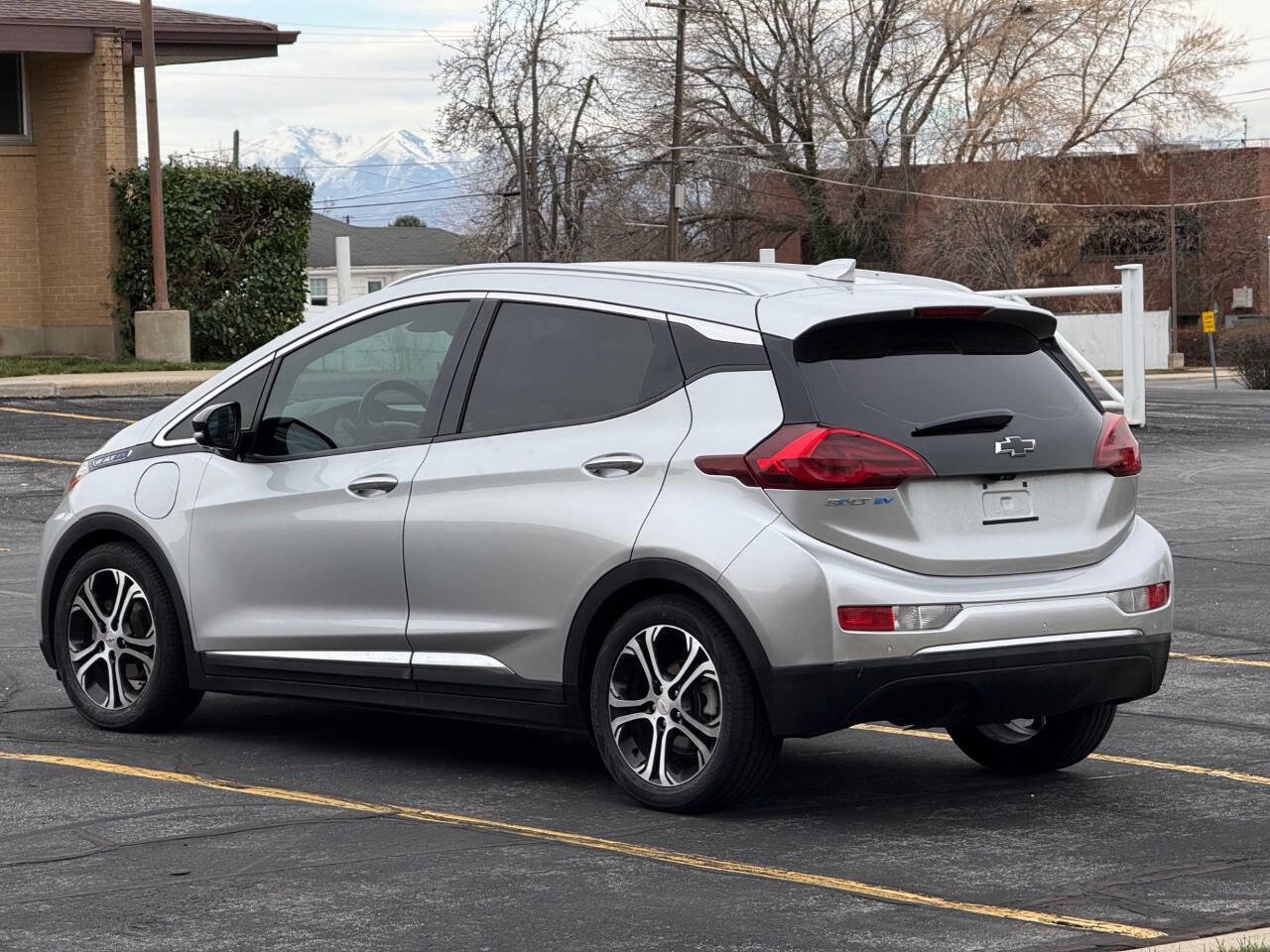 Used 2021 Chevrolet Bolt Premier w/ Infotainment Package image 7