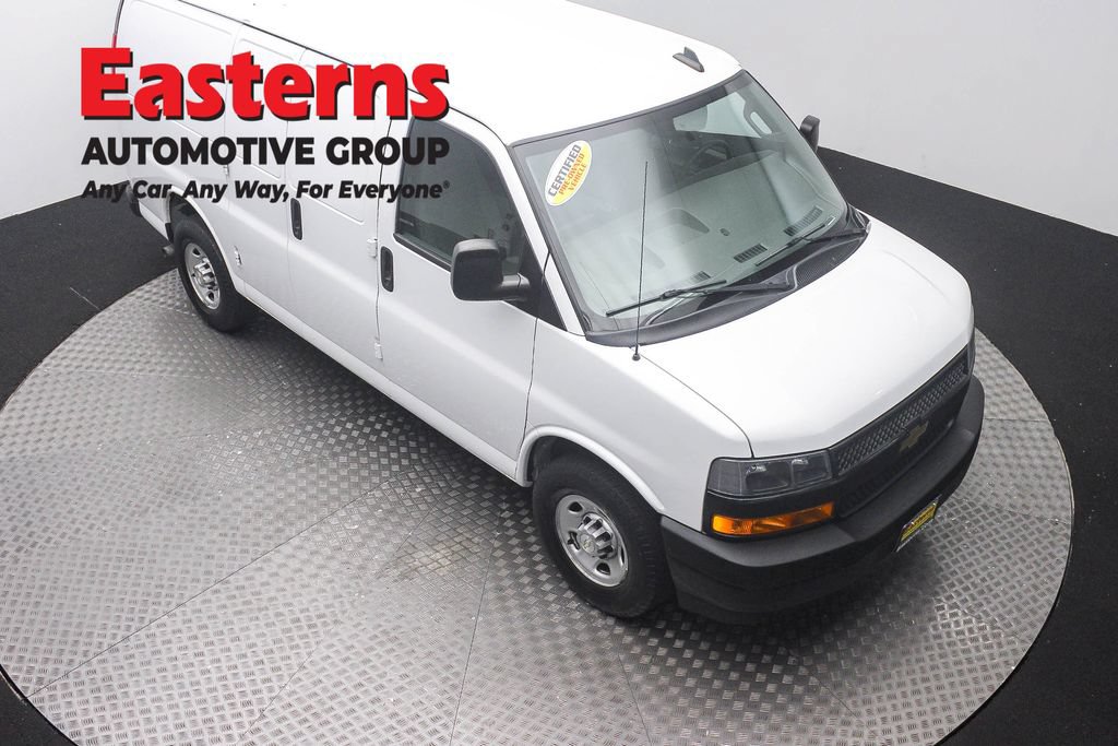 Used 2021 Chevrolet Express 2500 RWD image 3